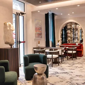 Des Carmes By Malone Hotel