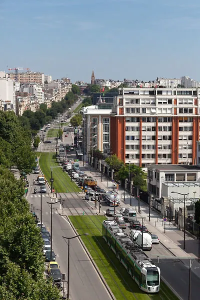 Median Paris Porte De Versailles